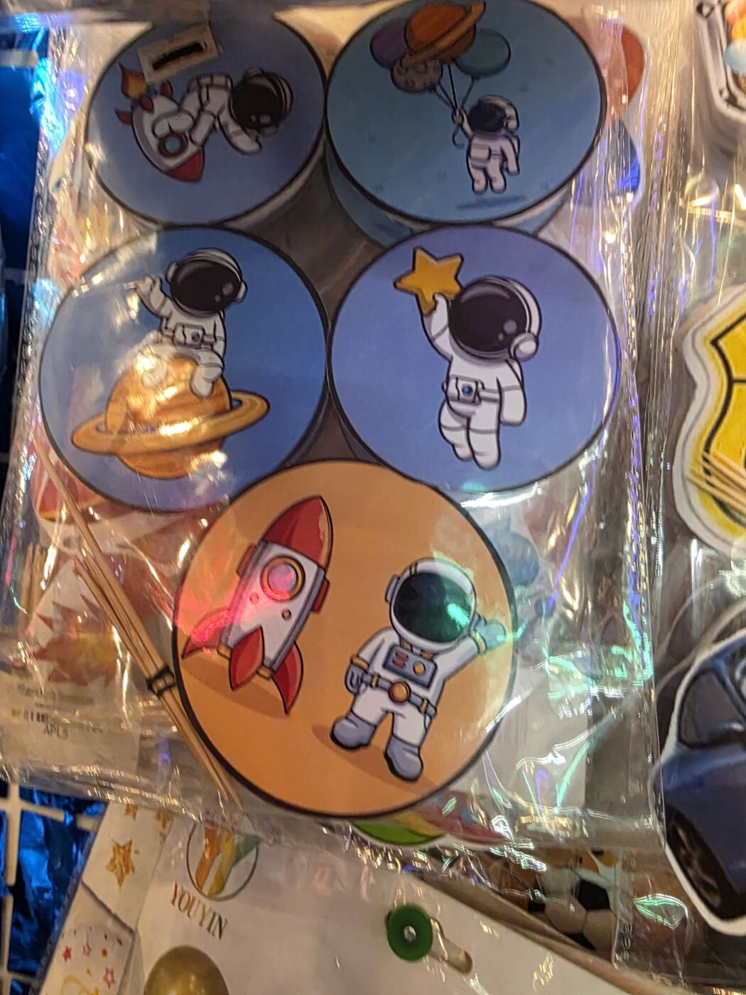 Apliques con temática del espacio